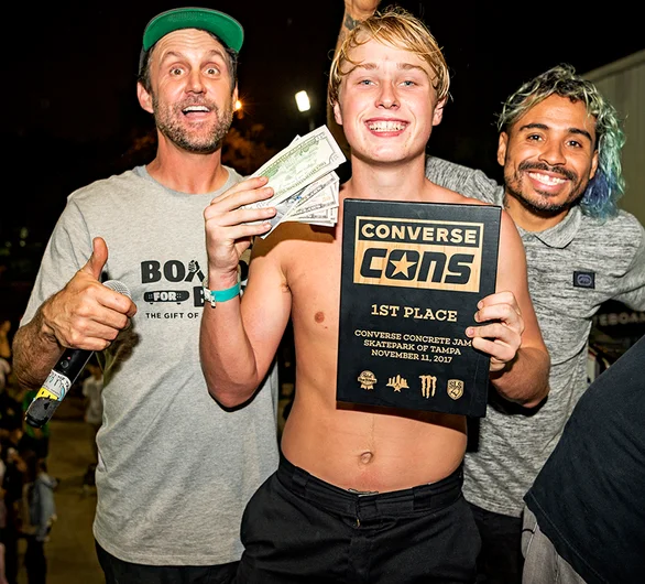 <!--am17-ccj-->

He’s from the south, but skates like he’s from mars..dead giveaway; Jake Wooten takes 1st!  Congrats Jake!!!!
