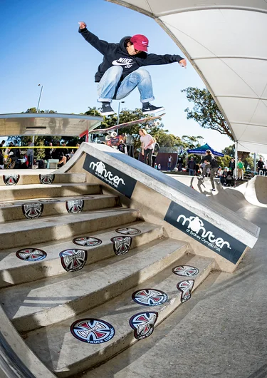 <!--daaus-qual-->

Daisuke Ikeda comes thru with one of his classic FS Flips.