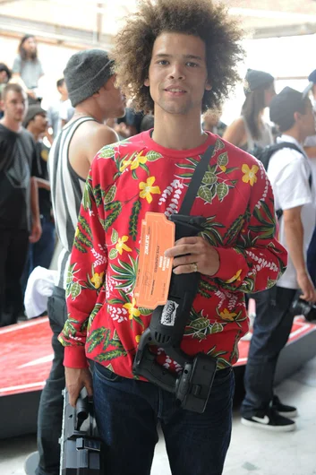 Nassim got the Zumiez Destroyer Award for this stop.<!-- Damn Am Los Angeles 2013 Sunday -->