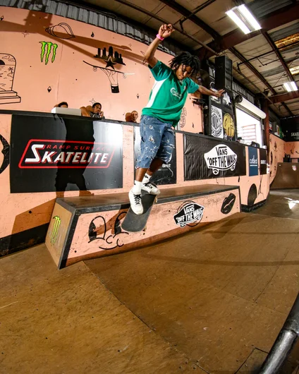 Myles with a dipped Back Smith


<!--harvestjam2023-->