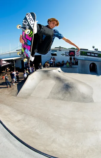 <!--PRO15-THURS-->

Lofty Sauvé Frontside Air by none other than Curren Caples.