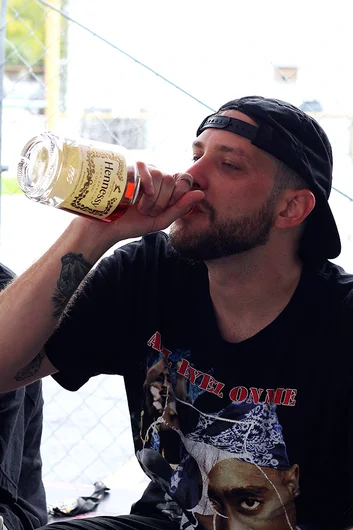 <!--curtissesh17-->

PJ takes a swig for the G...