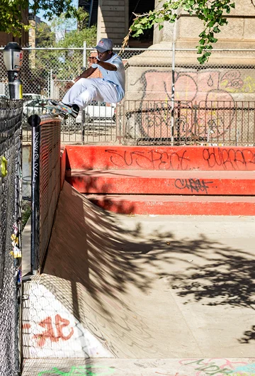 <!--danyc17practice-->

Zion Wright was at the skatepark the night before till 2:30 in the morn and was there when I got there the next morning grinding this titanium top-rope.. WTF Mannn!!