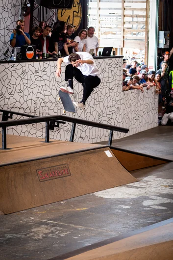 Let's look at one more kickflip from Vincent

<!--tampapro22finals-->