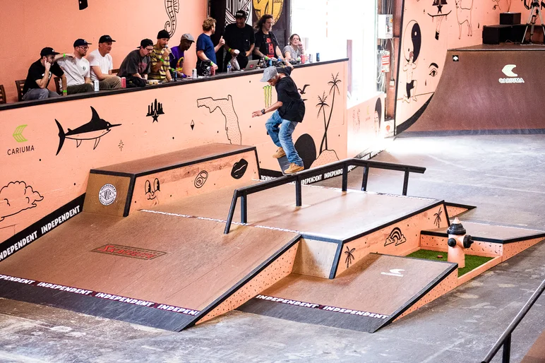 40 years old, dressed like an 8 year old, Leandro De Andrade gets his Crook on!

<!--tampapro23day1-->