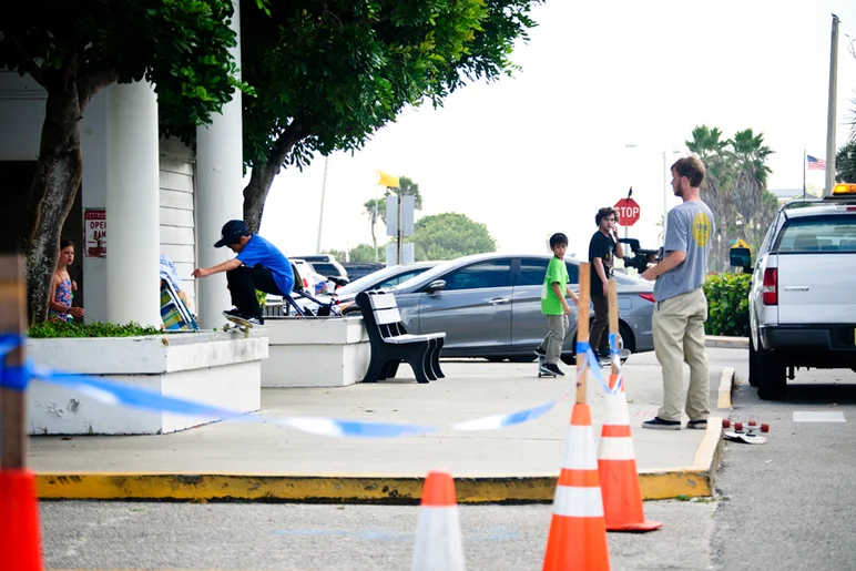 <!-- ffn_PB_nov13 -->
Chris backed him up with a Front 5050.