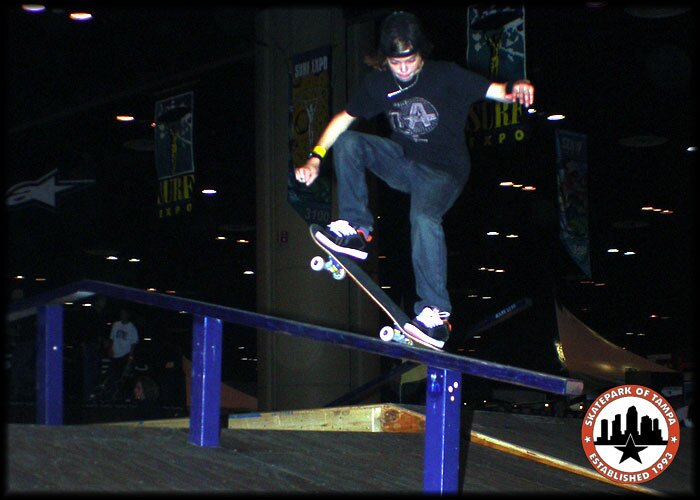 Ryan Sheckler - frontside nosegrind