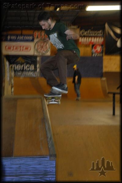 Ian Gow Kickflip Frontside 5-0