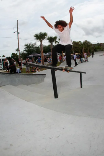 <!--brobowl2-->

Mante Cooper with what I thought was going to win: Boardslide up the Handrail.