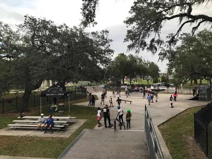 <!--b4bdesoto-->
Luckily, Mother Nature gave us a break and the skating continued under clear skies.