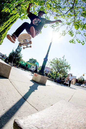<!--spottoa15-->

Then out of nowhere, local hero and resident ripper, Kempsey came in real hot with the frontside shuv-it to tail slide. It was bonkers!
