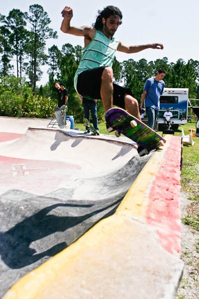 Rob's Bachelor Party: Porpe - frontside grind