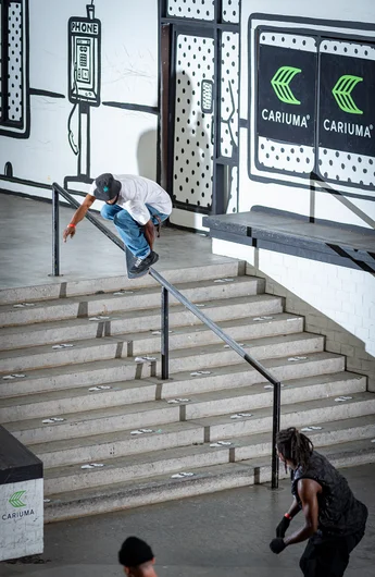 Hardly ever seen this one before! Gary Lemmons shows us his Early-grab
Backlip.

<!--damnamla22qualifiers-->