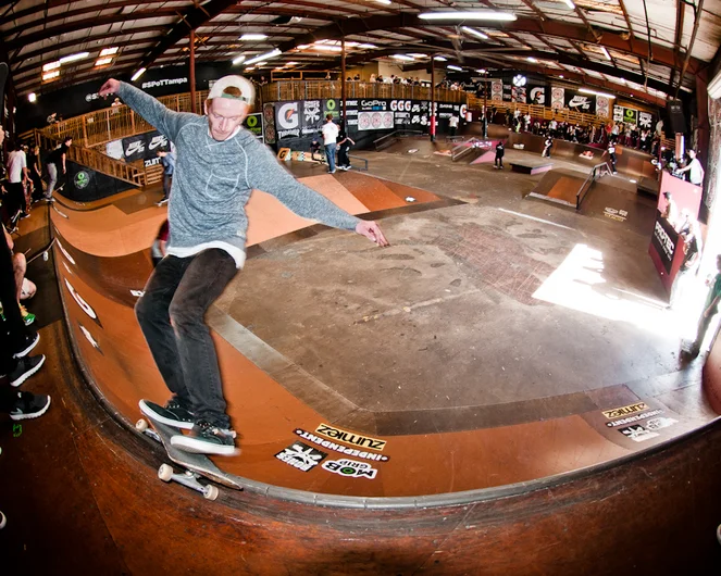 <!--ta14-fd-->

Jerrod Skorupski swoops in with a quick front feeble around the pocket.