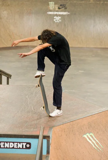 <!--pro16sunday-->

Not sure what Evan is doing here, but seems like he was having a good time.