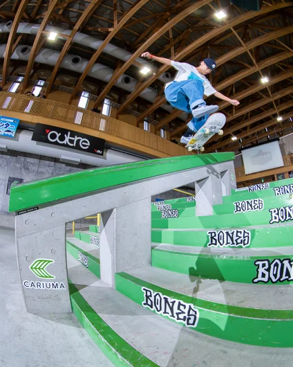 Kairi hops in the mix and throws a first try flick back tail down the hubba. Not sure I need to mention that it was first try because pretty much every single photo I shot during practice was of a trick being done first try.

<!--damnamjapan2022day1-->