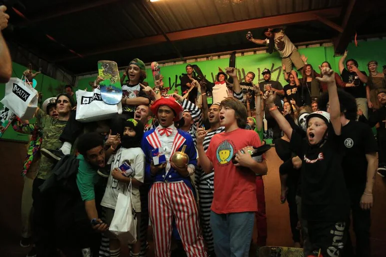 <!-- 2013MatixHalloweenJam -->

1,2,3 SPoTLife