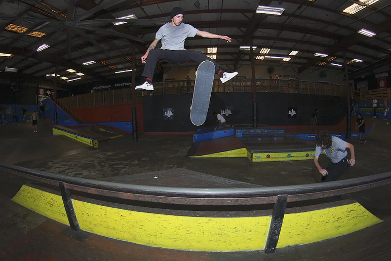 <!--btsb17-->

Lester Cepero blasting into the atmosphere with a 360 Flip.