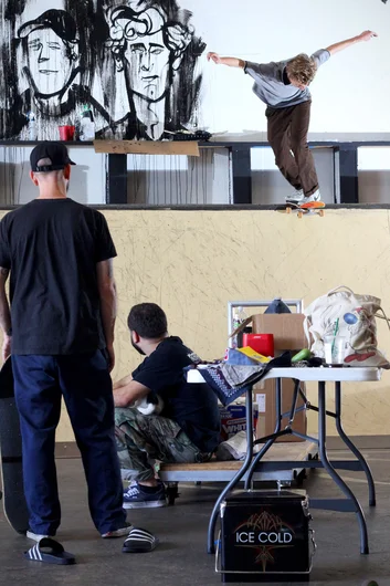 <!--stpcoursephotos-->

Tyler Wolford back tails past his own likeness.