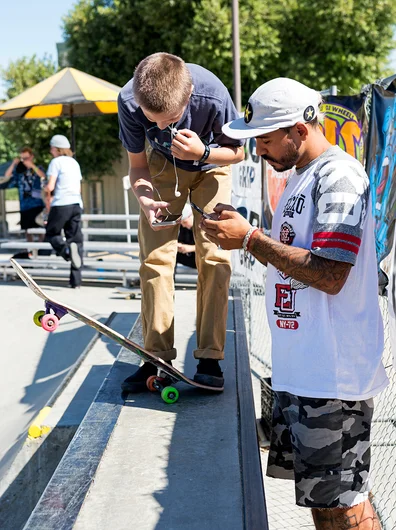 <!--daww17prac-->

Lazer and Manny share their choice beats.