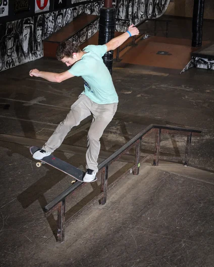 <!--soj19photos-->

Landon Swan : FS Noseblunt
