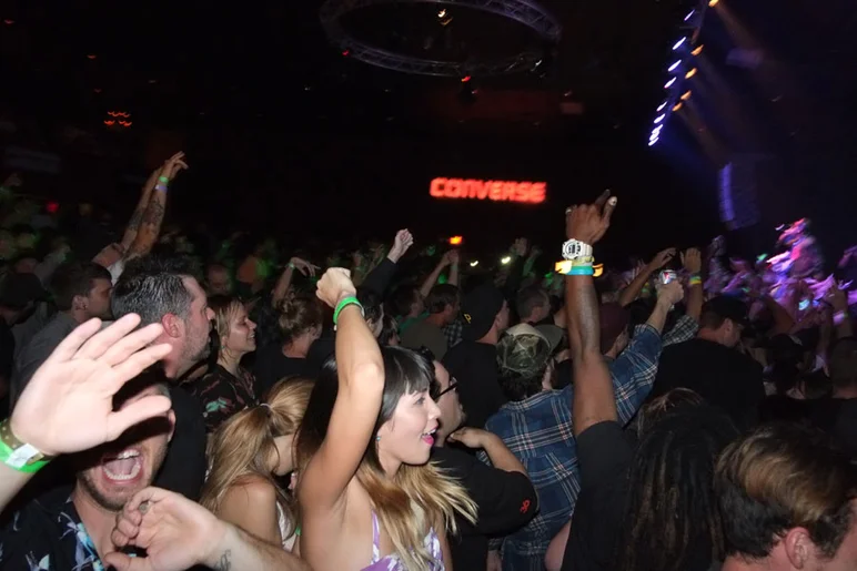 It's a nice dance party down here.<!-- Tampa Pro 2013 Party Featuring Big Boi -->