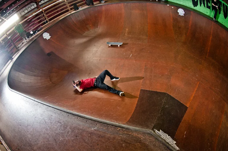 <!--ta14-sd-->

Paul Zitzer relaxing in the bowl.