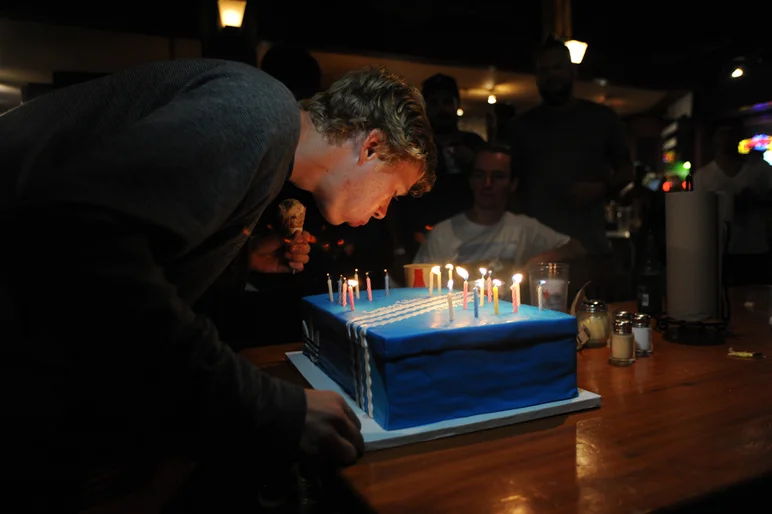 <!--Copa2014-->

I wonder what Alec wished for before blowing out the candles?








Before leaving the skatepark, Alejandro had to get a photo. This no comply over the bank to bank is proper! Back to the hotel to recharge the batteries and head to the pizza party in East Atlanta.




