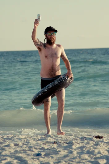 <!--kcc14-->

TM Chris Brown is a damn good dude who likes to have a damn good time.