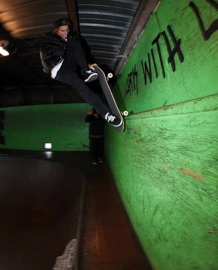 <!--aycz14-->

Jaws and Nyjah Huston started skating the bowl, and Jaws naturally found his way to the gnarliest obstacle in the bowl. Pulling this blunt fakie back in has got to be scary.









