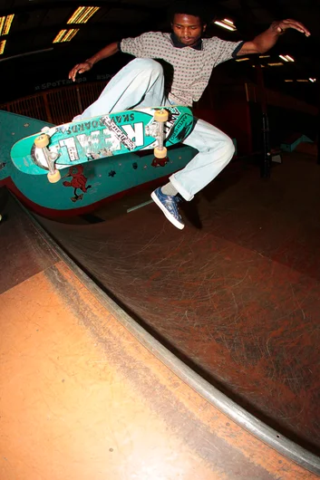 <!--eotmapr16-->
Derick Wynn had no problem doing this No Comply Disaster. I messed the shot up once…maybe twice but he did it almost every try until I got the perfect one!