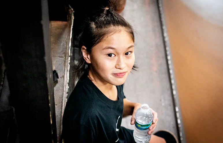 Golden Ticket Winner, Ginwoo Onodera tagged back in to annihilate the Finals! 
<!--tampam2022finals-->