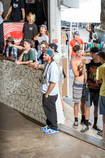 Jeremy Leyva showed up with a whole squad from St. Pete and sold Motor Lobby tees in the courtyard. Thanks for bringing the family out!

<!--harvestjam2022-->