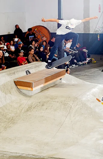 <!--dacm17-finals-->

Best Trick winner Ivan Monteiro keeps it lit with a Tre Noseslide.