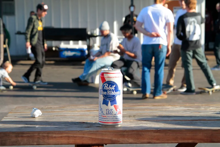 <!--eotmapr16-->
Huge shoutout to PBR for supplying us with booze and getting us all together.