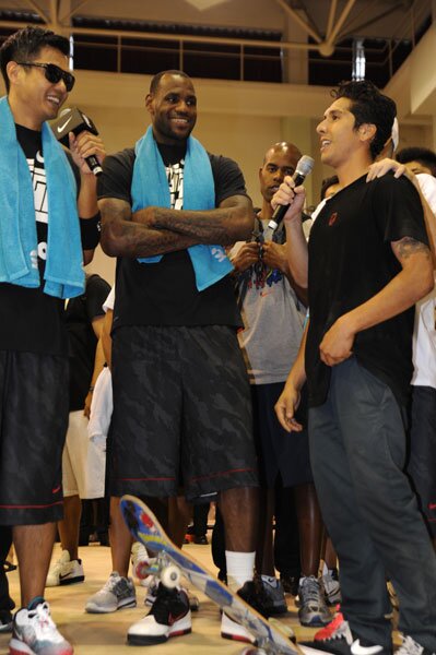 Damn Am Shanghai: Lebron James with Omar