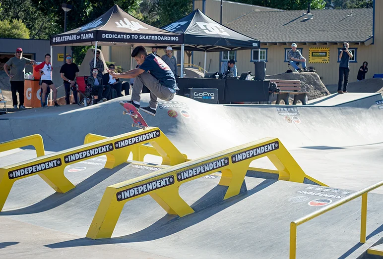 <!--daww16-finals-->

Jonny Hernandez Frontside Flips like he was shot out of a cannon.