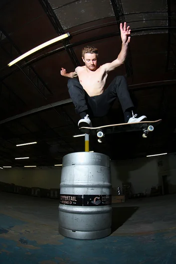 <!--soj17-->

Time to tap the keg. Jake - Switch Ollie