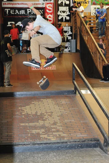 Tom Hodgson recently graduated to skating the Damn Am contests.  That's a switch heel.<!-- Spring Roll 2013 and a Bradenton Session Presented by Lakai -->