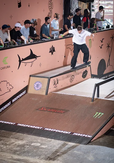 Love us some Carlos Ribiero! Nollie 180 Switch Crook.

<!--tampapro23day3-->