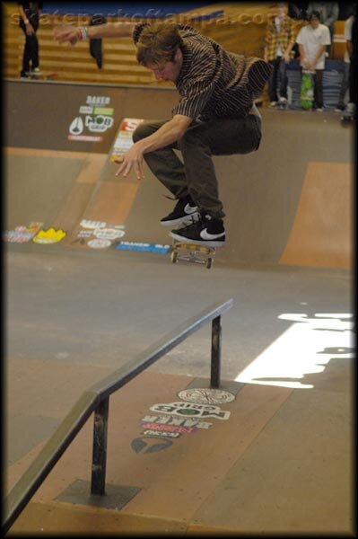 Ben Gore - kickflip