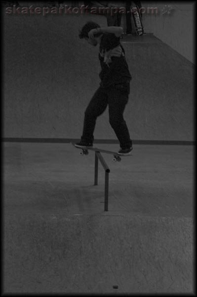 Porpe Frontside Boardsliding With Bar Face