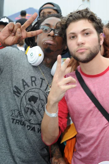 Double peace signs, peace out, Wayne.<!-- Tampa Pro 2013 Skateboarding and the After-Party -->