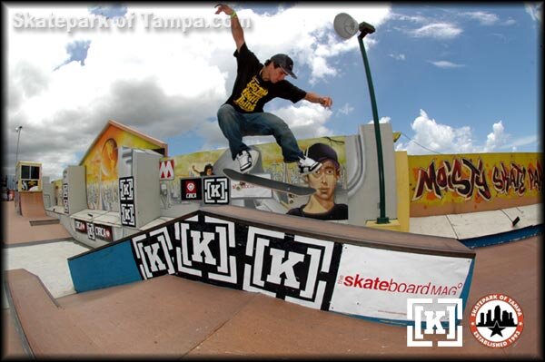 Robert Lopez - gap kickflip crook