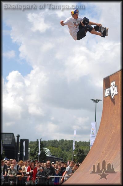 Juergen Horrwarth - frontside air over the hip