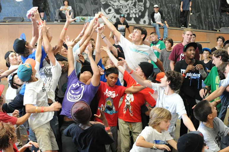 The kid in the front going reverse back arch style for product thrown over his head should try out for the Olympic pole vault. Nice form, son.<!-- Back to School Bash 2012 Presented by Altamont -->