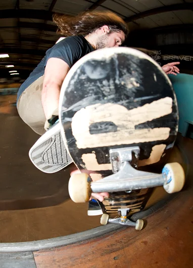 <!--am15friday-->

Felipe Gouveia Nosegrind Stalefish’s too close but still with plenty of comfort.