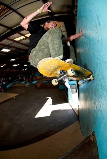 <!--am15satday-->

Yeeaa whatever lotta people ride this wall, but did they Nollie off of it?  Jeff Rasp did.