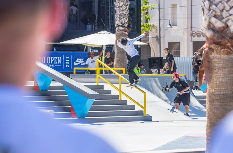 <!--17proopen-arcturo-->

Yuto	Horigome - Nollie	270	to	backside	lipslide.