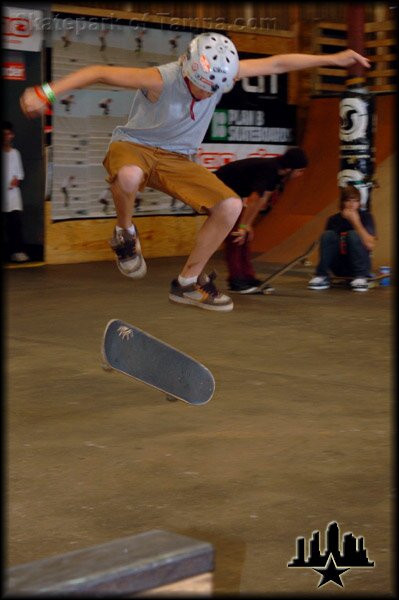 Krux Kickflip Challenge 2006